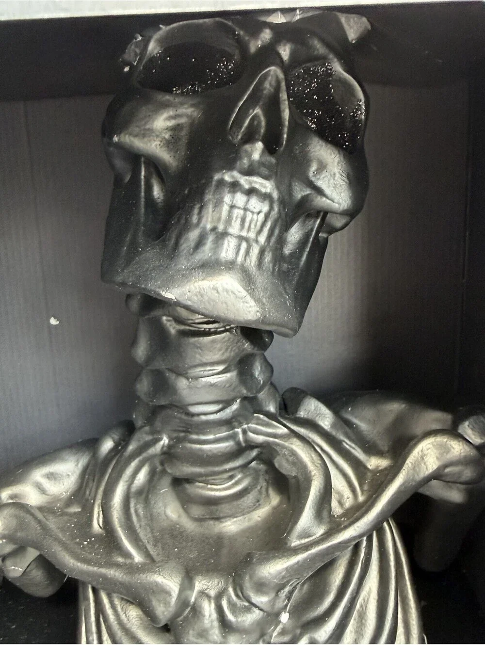 Viral TikTok Christian Siriano Black Skeleton Halloween Wall Hanging Decor